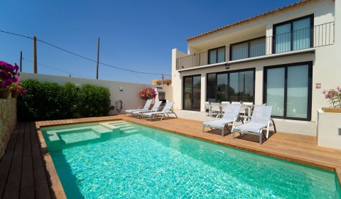 Moderne Villa mit Pool und 5 Schlafzimmer am ruhigen Stadtrand von Santanyí